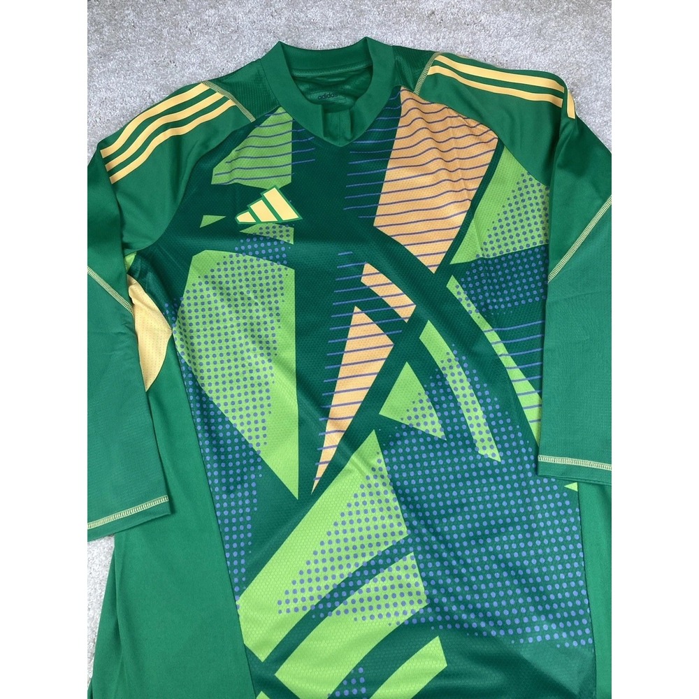 Adidas Men's Green Graphic Long-Sleeve Shirt